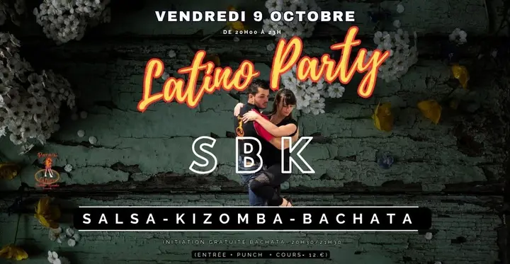 Couple de danseurs enlacés devant un mur vert écaillé fleuri, sous le titre Latino Party en lettres orange et le sigle SBK en blanc.