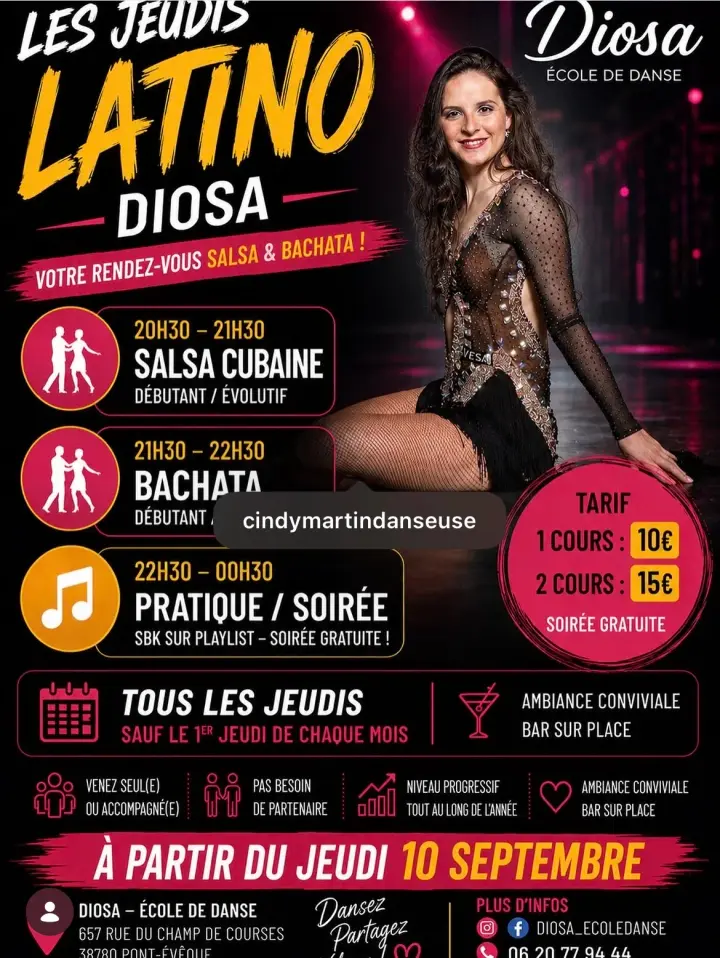 Affiche noire et fuchsia des Jeudis Latino DIOSA : la professeure Cindy Martin est assise en robe de danse à franges, à côté du programme des cours de salsa cubaine et de bachata…